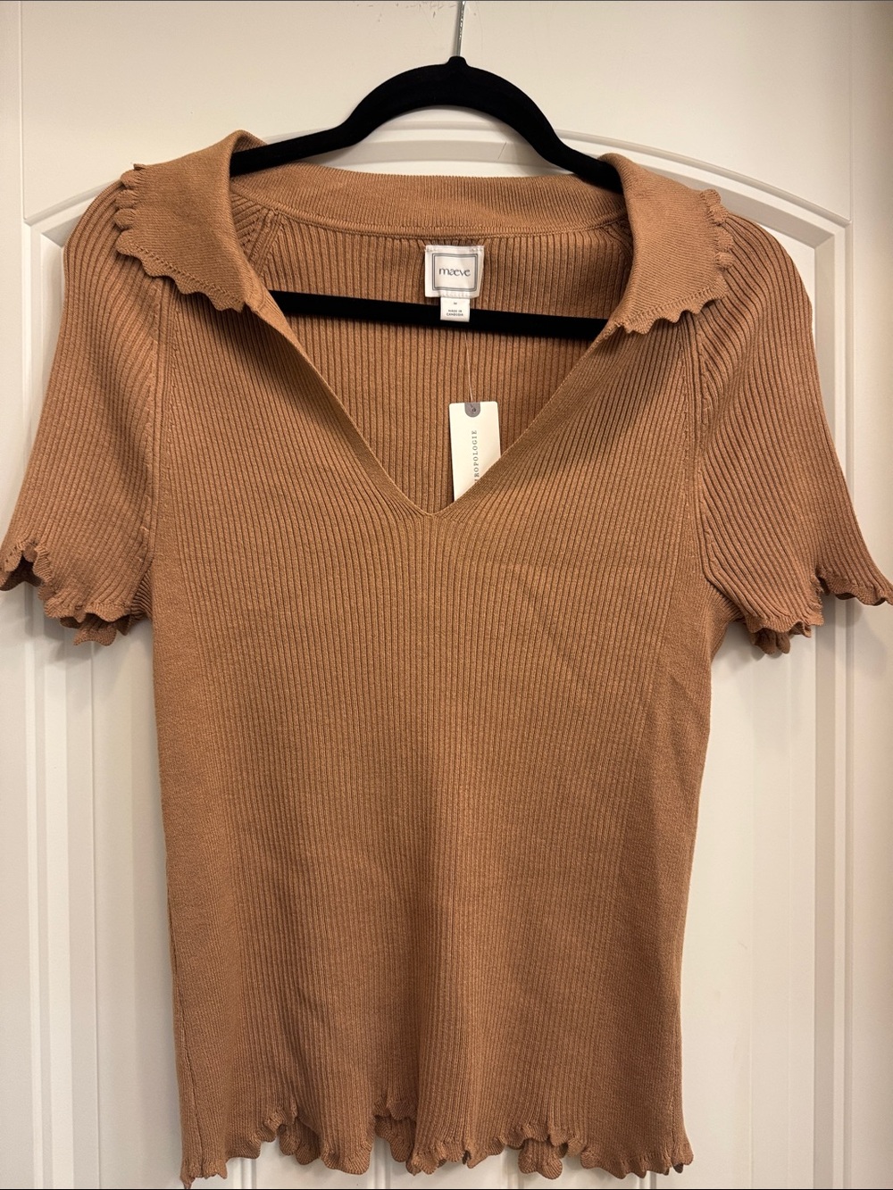 Anthropologie Camel Ribbed Scalloped-Edge V-Neck Short Sleeve sweater top
